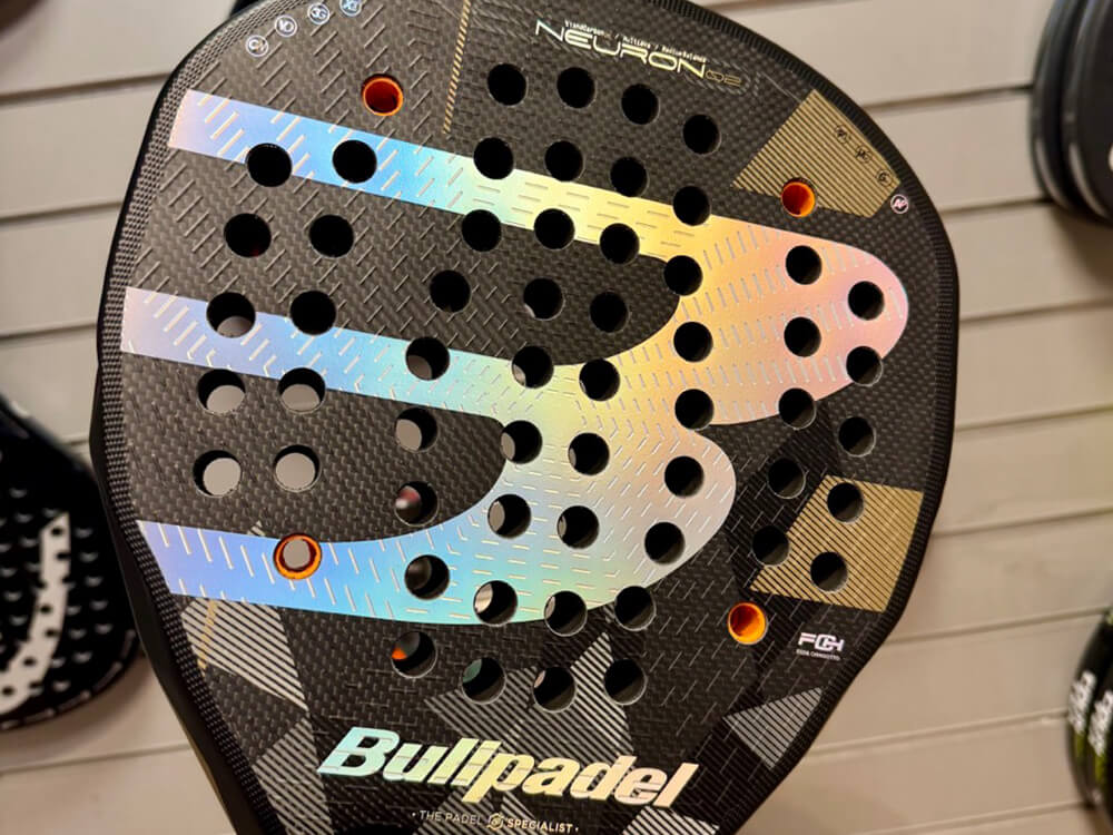 Top-End Recommendation &ndash; Bullpadel Neuron 02